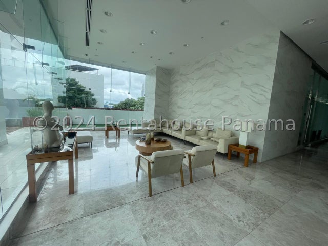 Incredible Apartment in Edisson Park